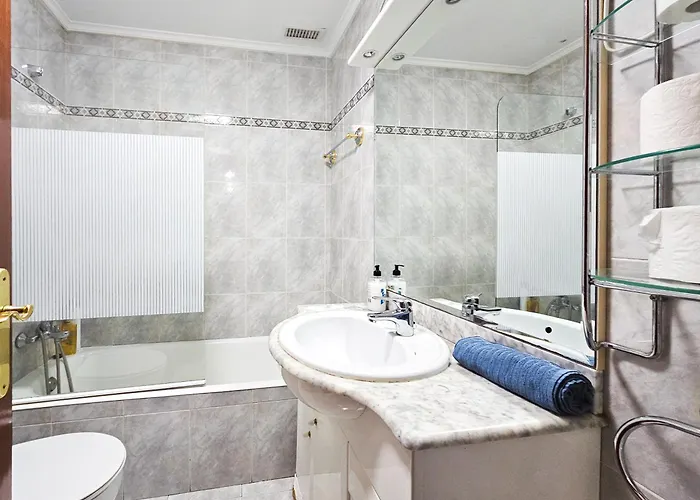 Apartamento Céntrico Y Amplio Piso En