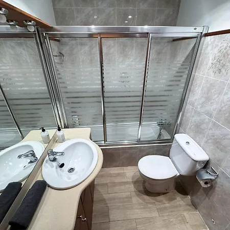 Centrico Y Amplio Piso En Apartman *